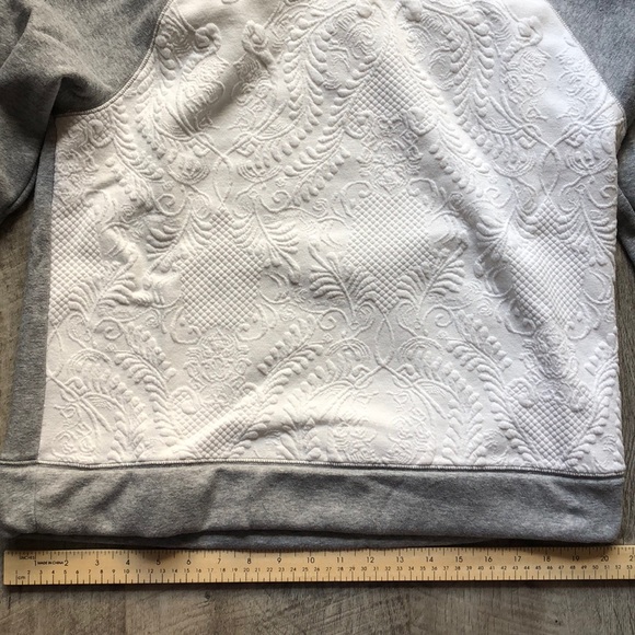 A NEW DAY Quilted Sweatshirt - Sz Large - Picture 6 of 7